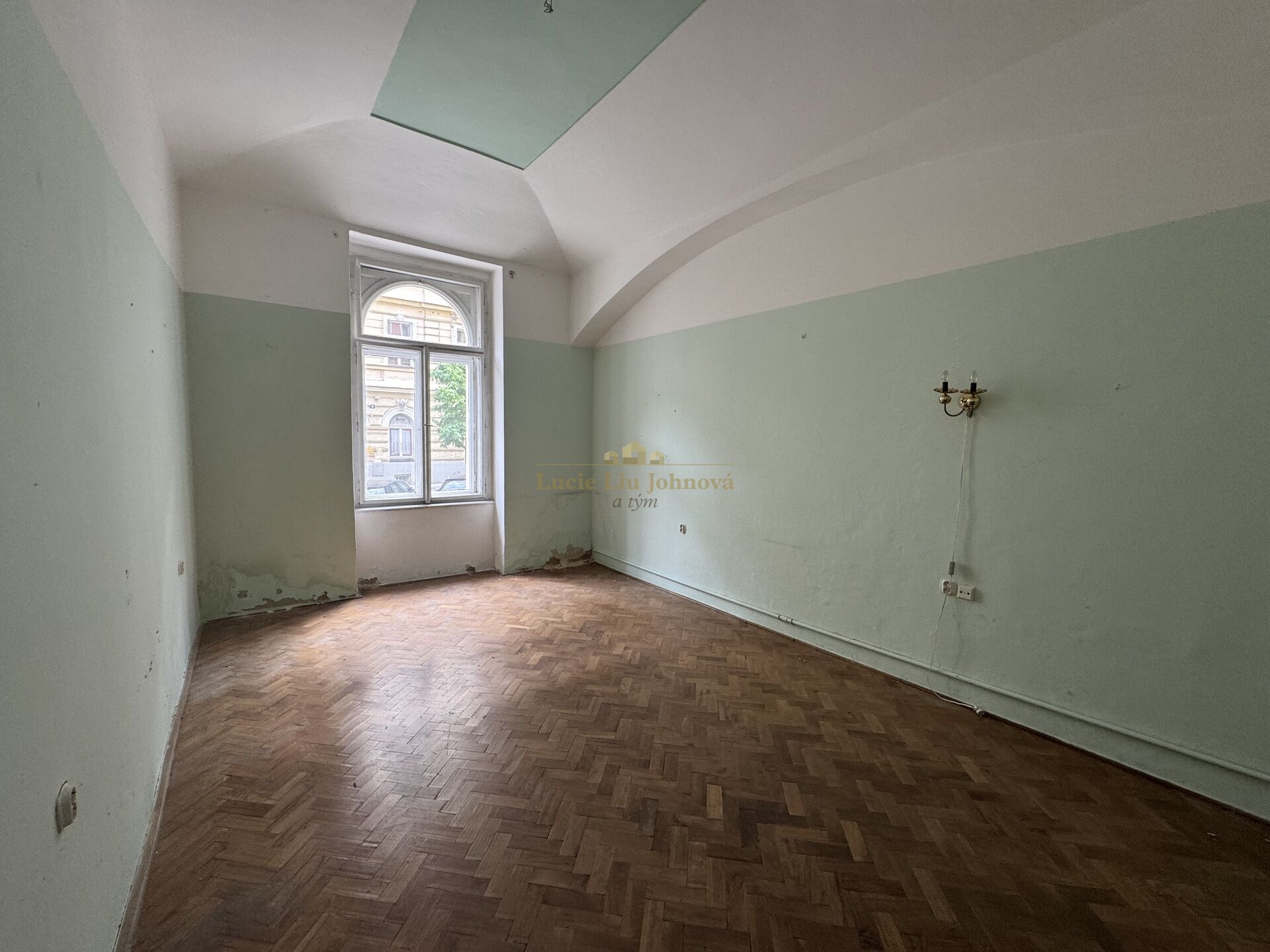 Prodej bytu 2+1, 66 m2, OV, před rekonstrukcí, Praha 2-Vinohrady, ul. Sázavská