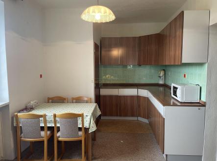 Prodej - dům/vila, 204 m²