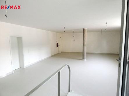 17.jpg | Pronájem - skladovací prostor, 94 m²
