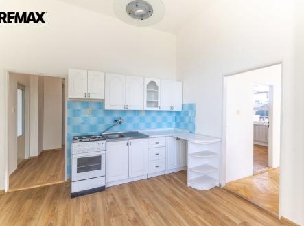 17-138a5717-hdr-2.jpg | Prodej - dům/vila, 700 m²