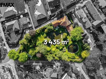 Parcela | Prodej - dům/vila, 277 m²