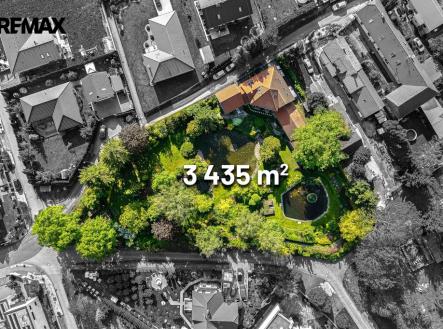 Parcela | Prodej - dům/vila, 277 m²