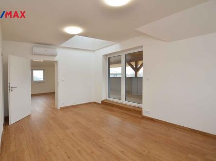 09-1.jpg | Prodej bytu, 3+1, 104 m²