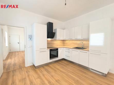 img20250409144855.jpg | Pronájem bytu, 2+kk, 65 m²