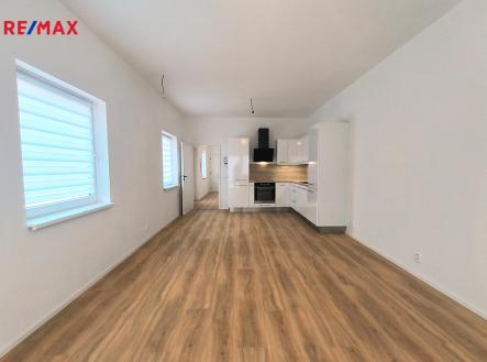 img20250409144842.jpg | Pronájem bytu, 2+kk, 65 m²