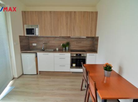 Pronájem bytu, 1+kk, 39 m² obrázek