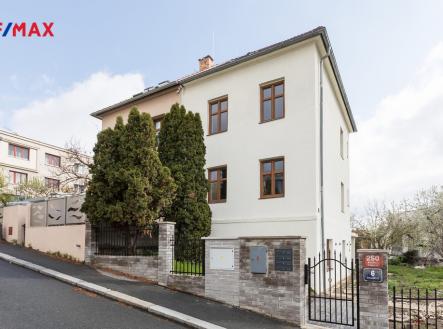 bakalarska-6-bobik-3-1.jpg | Prodej - dům/vila, 320 m²