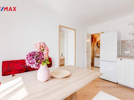 bakalarska-6-bobik-30-1.jpg | Prodej - dům/vila, 320 m²