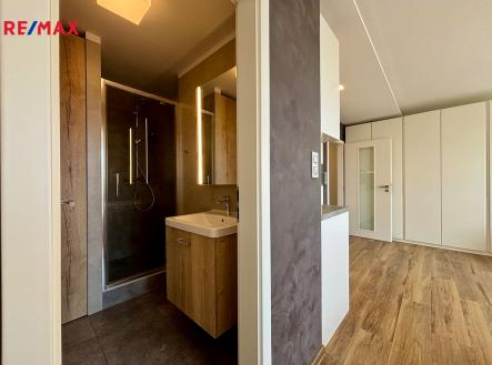 12.jpg | Pronájem bytu, 1+kk, 35 m²
