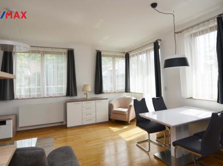 06.jpg | Pronájem bytu, 2+kk, 73 m²