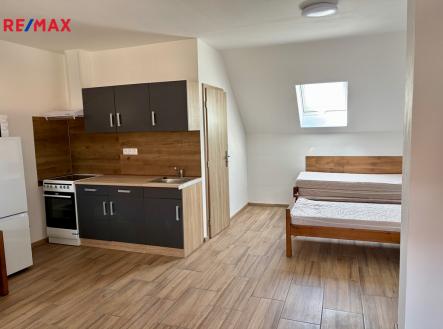 img-4451.jpeg | Pronájem bytu, 1+kk, 36 m²