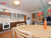 Pronájem bytu, 3+kk, 94 m²