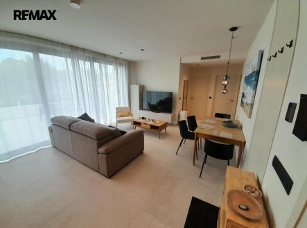 20250414-111200.jpg | Pronájem bytu, 3+kk, 75 m²