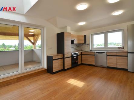 01-2.jpg | Pronájem bytu, 3+1, 104 m²