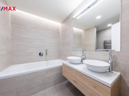 img_cbbda5b518.jpg | Prodej bytu, 3+kk, 101 m²