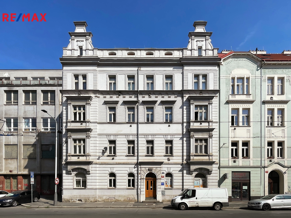 17-sokolovska-dum-brano-pazitka.jpg