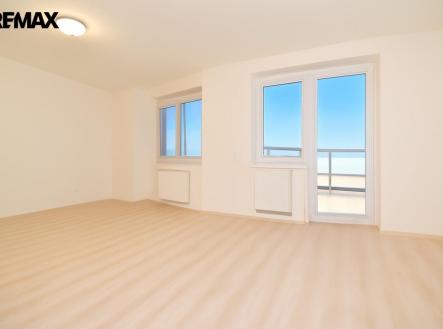 04-1.jpg | Prodej bytu, 1+kk, 36 m²