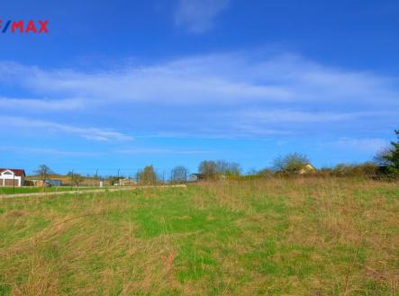 02-1.jpg | Prodej - pozemek pro bydlení, 1 261 m²