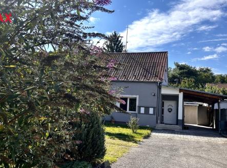 Pohled na dům | Prodej - dům/vila, 120 m²