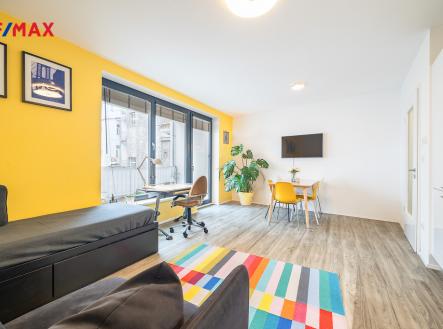 bn03.jpg | Prodej bytu, 2+kk, 61 m²