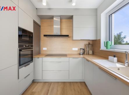 11-malin-kuchyn-2-1.jpg | Prodej - dům/vila, 113 m²