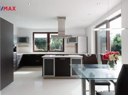 i-15.jpg | Prodej - dům/vila, 260 m²