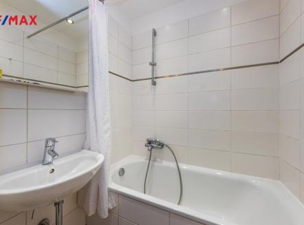 13.jpg | Pronájem bytu, 3+1, 62 m²