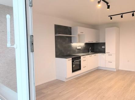 obrazek-whatsapp-2025-12-04-v-15.24.41-5fab1918.jpg | Pronájem bytu, 3+kk, 66 m²