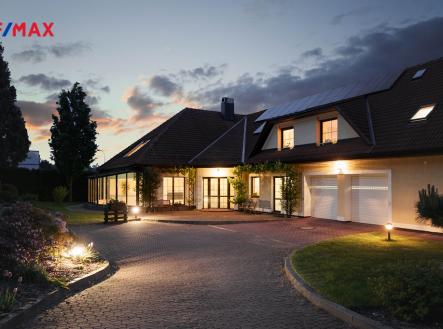 Prodej - dům/vila, 666 m² obrázek