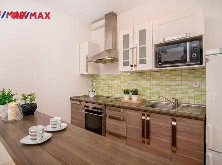 img-c35ea749b9.jpg | Pronájem bytu, 1+kk, 60 m²