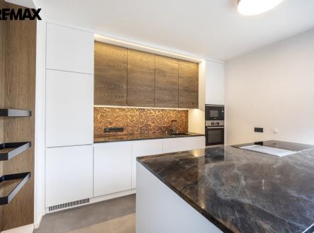 28-1b2a1785-hdr.jpg | Prodej bytu, 3+kk, 99 m²