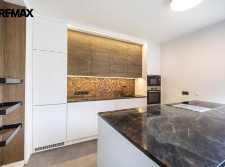 28-1b2a1785-hdr.jpg | Prodej bytu, 3+kk, 99 m²