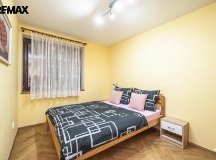 gemini-generated-image-gll0afgll0afgll0.png | Pronájem - dům/vila, 150 m²