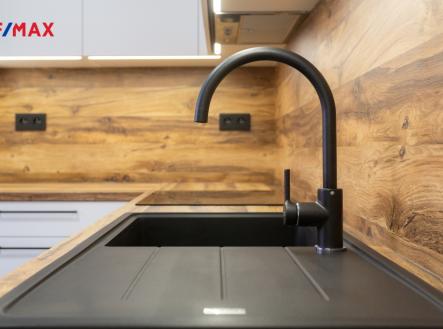 web-38.jpg | Prodej bytu, 3+1, 85 m²