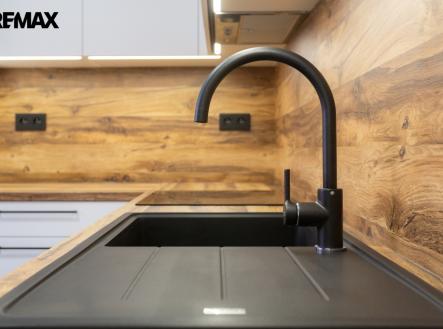 web-38.jpg | Prodej bytu, 3+1, 85 m²