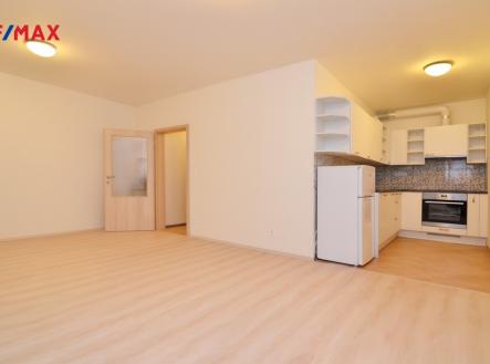 Pronájem bytu, 1+kk, 35 m²