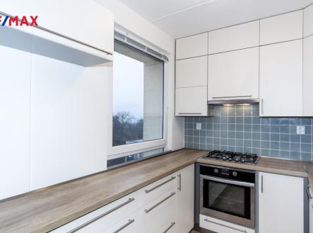 kuchyně | Pronájem bytu, 3+1, 79 m²