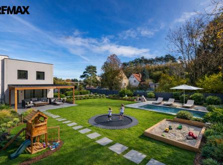 vizualizace zahrady | Prodej - dům/vila, 115 m²