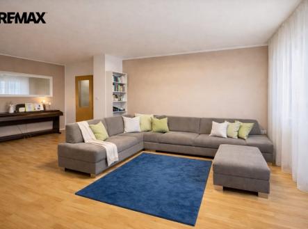 c2113ad3-c40b-4cb2-ad3e-c2c0dc5977bf-ve-velke-velikosti.jpeg | Prodej bytu, 3+1, 93 m²