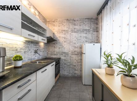 mh7-0009.jpg | Prodej bytu, 2+kk, 41 m²