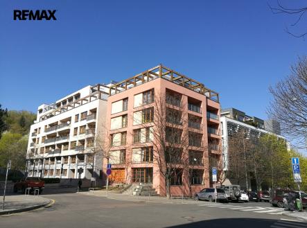 img-20190416-152258.jpg | Pronájem - malý objekt/garáž