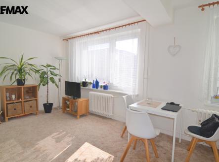 obytná část pokoje | Pronájem bytu, 1+kk, 37 m²