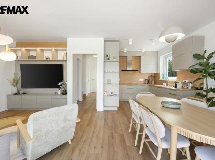 7-malin-obyvaci-pokoj-1.jpg | Prodej - dům/vila, 112 m²