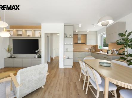 7-malin-obyvaci-pokoj-1.jpg | Prodej - dům/vila, 112 m²