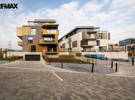 dock-4kk-001.jpg | Pronájem bytu, 2+kk, 68 m²