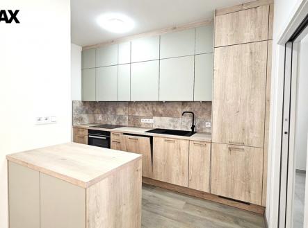 20260326-130051.jpg | Pronájem bytu, 3+kk, 94 m²