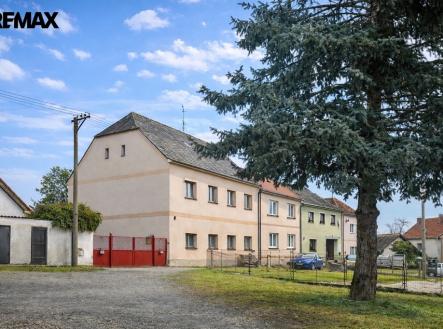 9099bf2f-1597-4fcc-88f1-b4afb85b6cca-ve-velke-velikosti.jpeg | Prodej - dům/vila, 240 m²