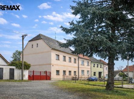 9099bf2f-1597-4fcc-88f1-b4afb85b6cca-ve-velke-velikosti.jpeg | Prodej - dům/vila, 240 m²