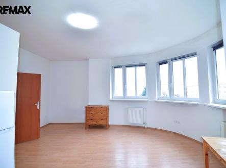 dsc-3507uu.jpg | Pronájem bytu, 1+kk, 35 m²