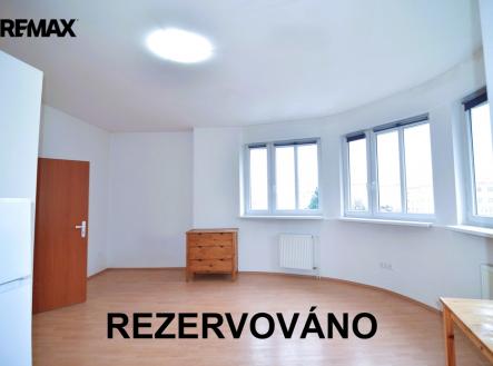 dsc-3507rezervovano-1.jpg | Pronájem bytu, 1+kk, 35 m²
